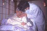 訪問診療　寝たきり老人