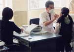 学校健診の様子
